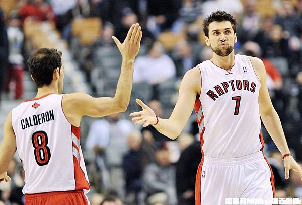 多倫多暴龍：Calderon & Bargnani