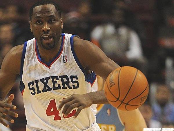 布蘭德(Elton Brand)