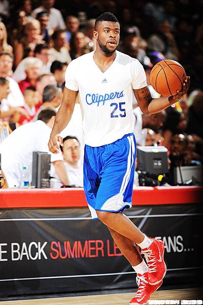 布拉克(Reggie Bullock) A-