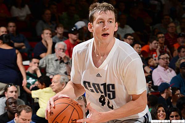 齊勒(Cody Zeller) B