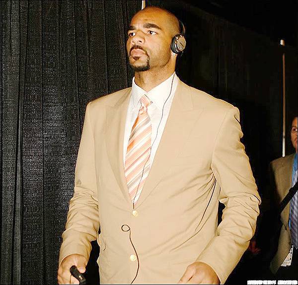 布瑟(Carlos Boozer)