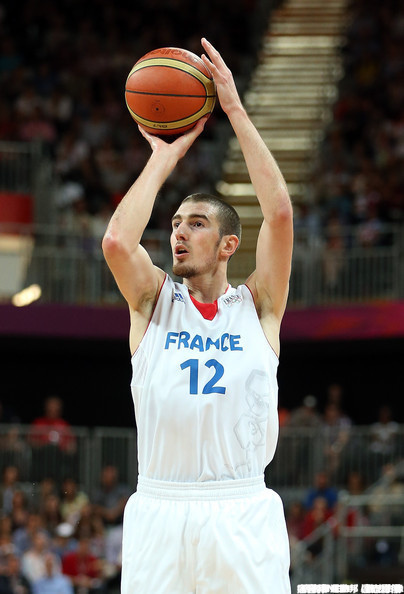 Nando De Colo 法國