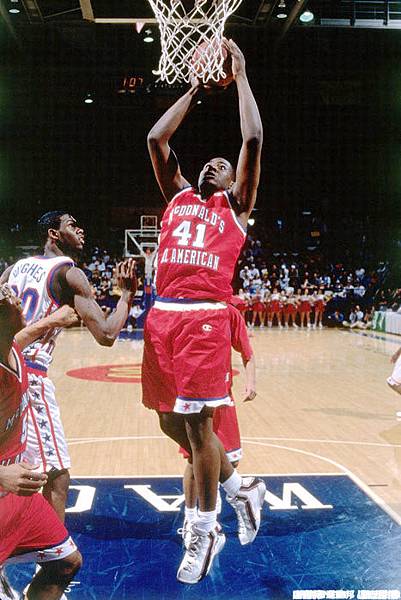 Elton Brand