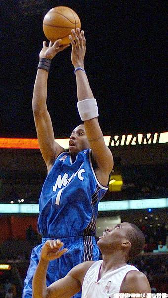 Tracy McGrady招牌跳投