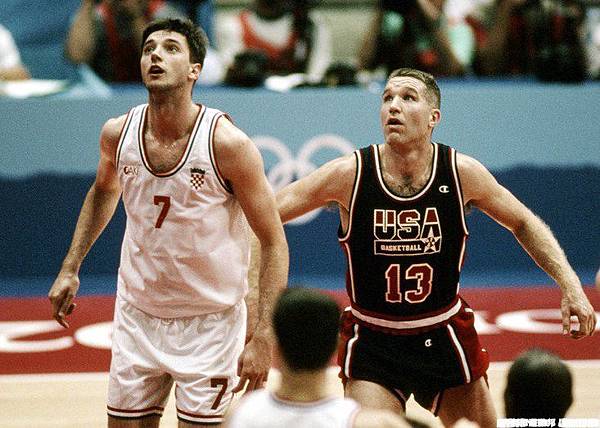 Toni Kukoc(圖左) 克羅埃西亞