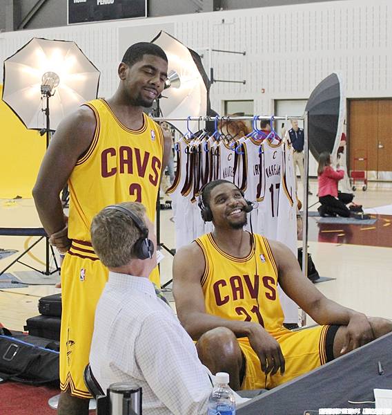 Kyrie Irving,Andrew Bynum