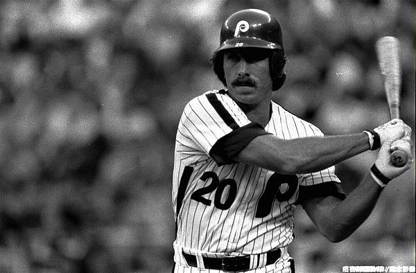 25. Mike Schmidt