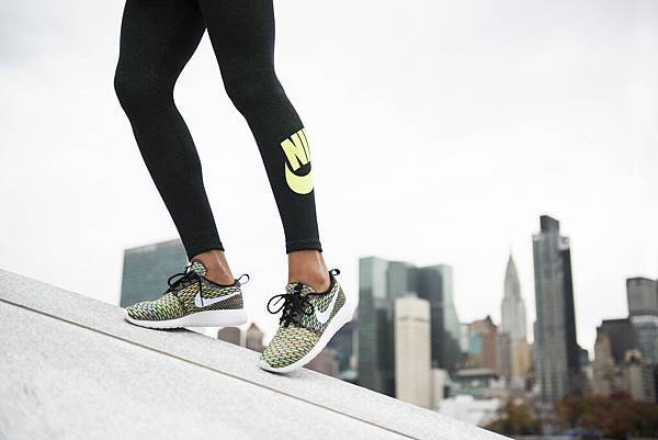 SP15_NikeWomen_StyleGuide_Catalog_NSW_Look25_053_Glbl.jpg SP15_NikeWomen_StyleGuide_Catalog_NSW_Look25_053_Glbl.jpg