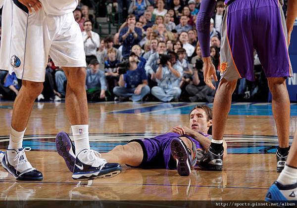 #4 Steve Nash