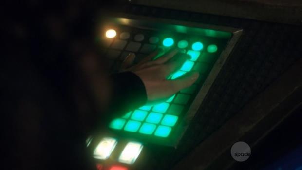 S01E08-02.jpg S01E08-02.jpg