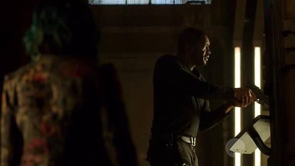 S01E13_02.jpg S01E13_02.jpg