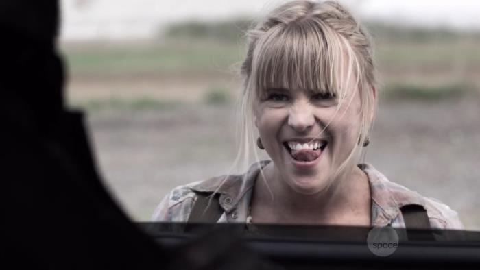 S02E04-5.jpg S02E04-5.jpg