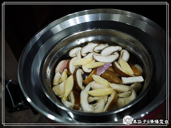 菇菇雞湯5.jpg