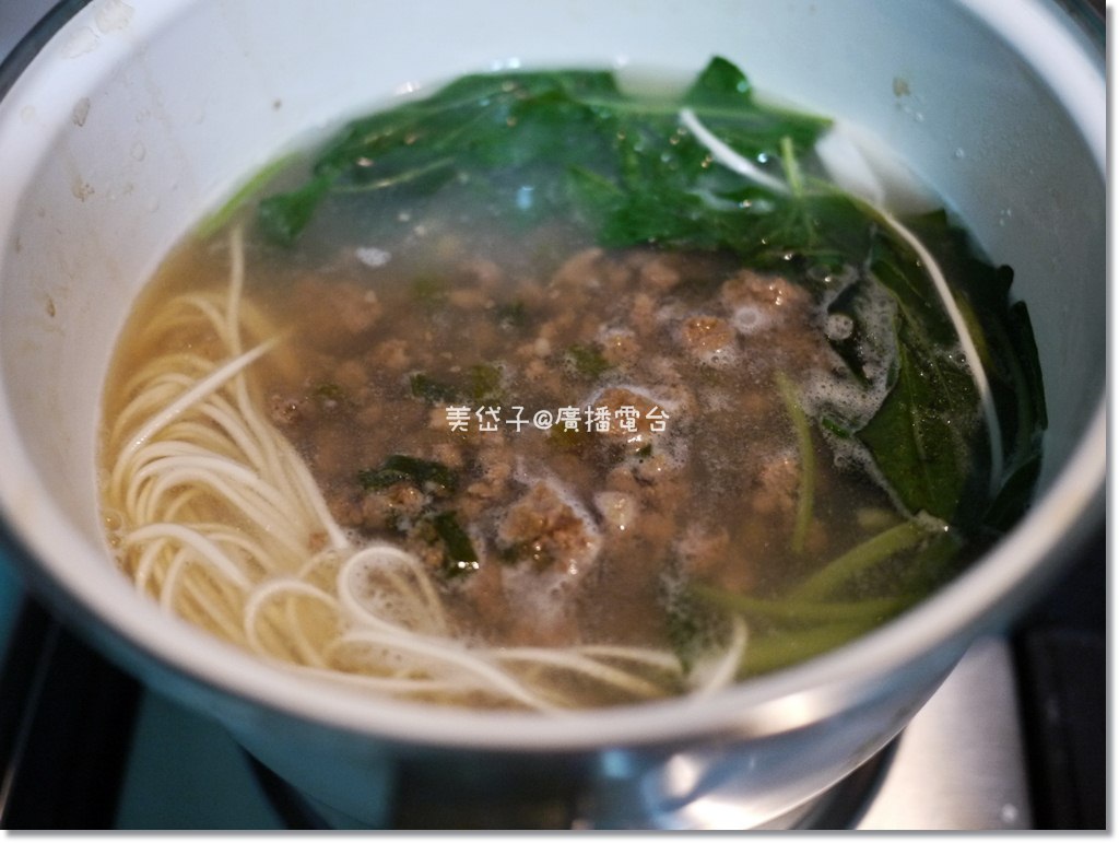 蛤蠣陽春麵2.JPG