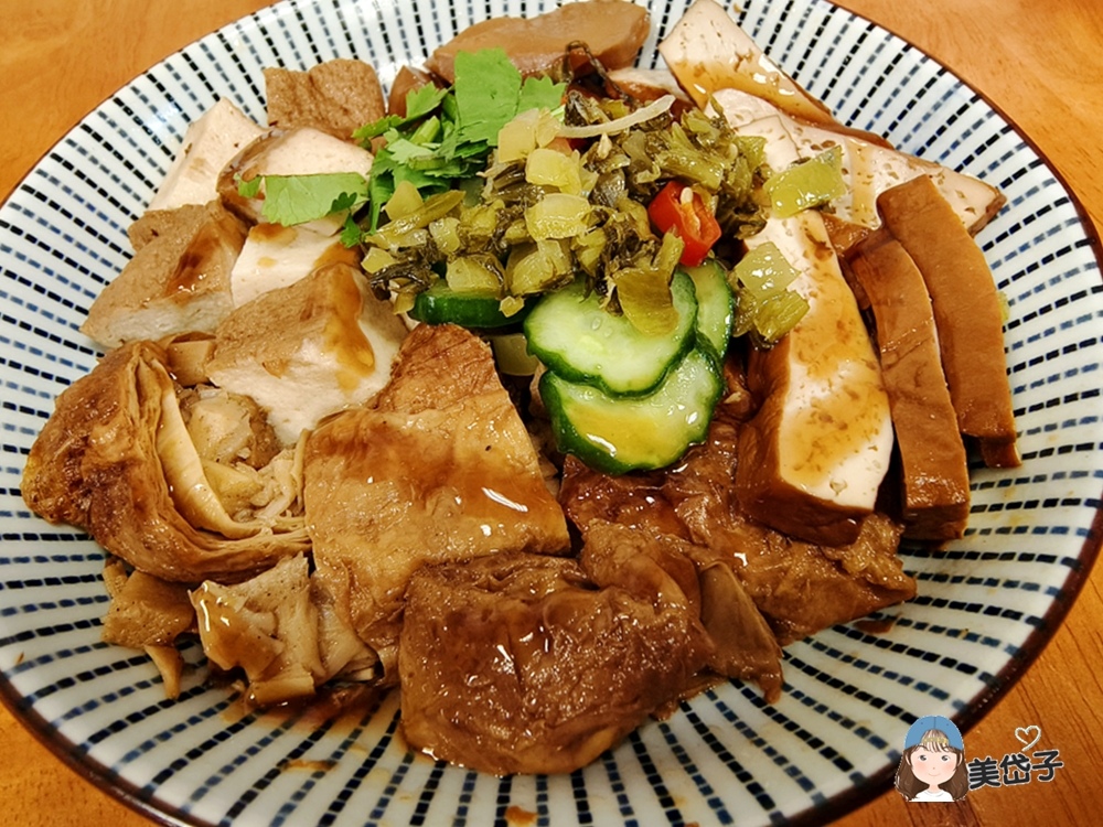 邱佬員林素食9.jpg