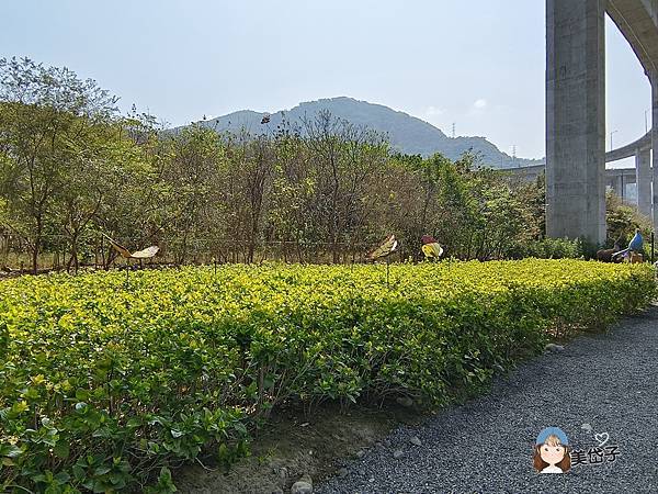 橋聳雲天綠雕園區12.jpg