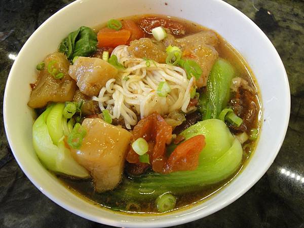 我的牛肉麵是細麵版