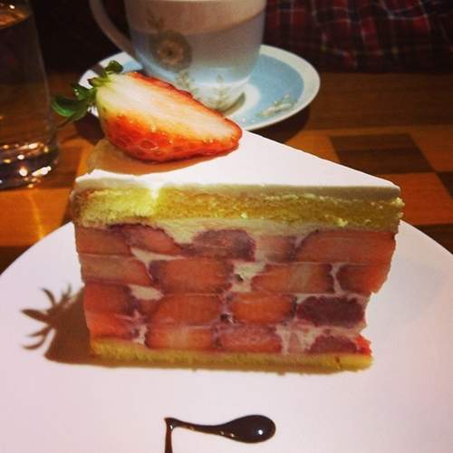 韓國正夯，超札實草莓蛋糕，水美眉快來看5