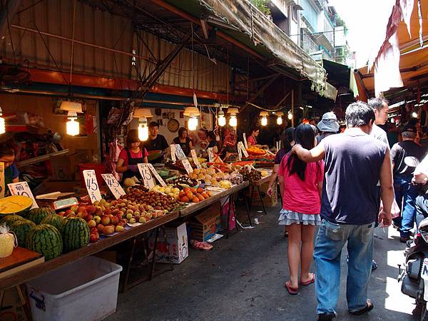 中和勝利市場