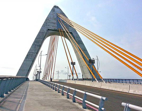 大鵬灣風景區---跨海大橋開橋秀登蚵殼島