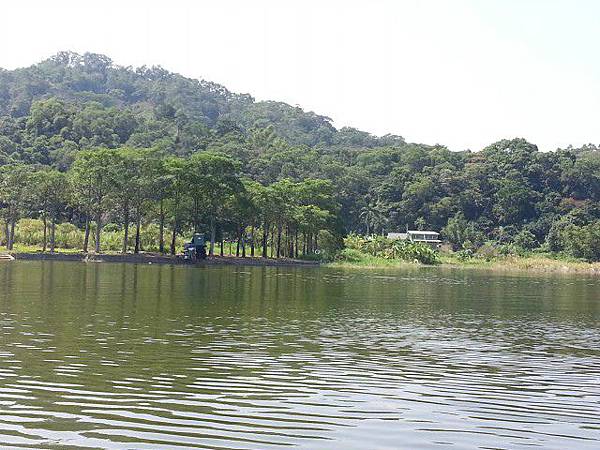 明德水庫搭遊艇~海棠島