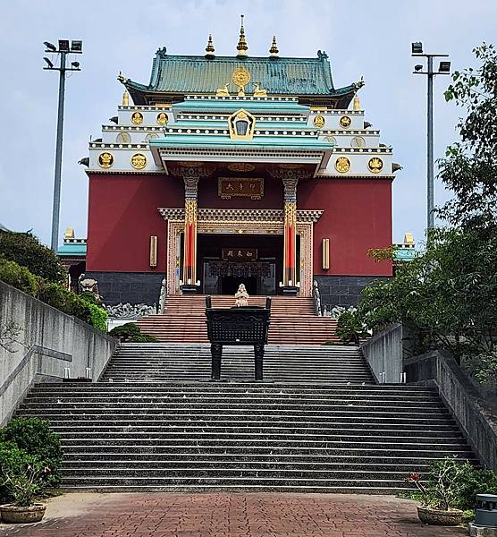 台南左鎮噶瑪噶居寺