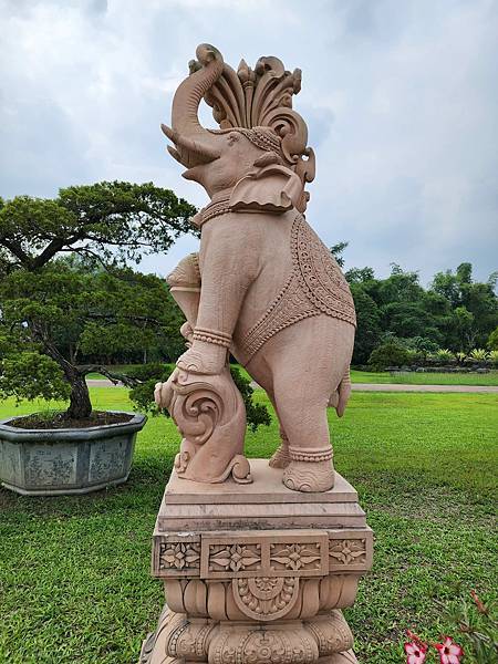 台南左鎮噶瑪噶居寺