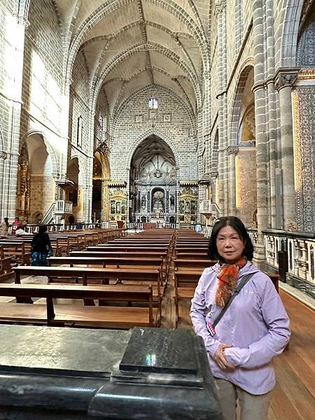 伊比利半島西葡15天之旅(七)葡萄牙艾佛拉大教堂