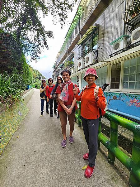 鶯歌孫龍步道&新北美術館