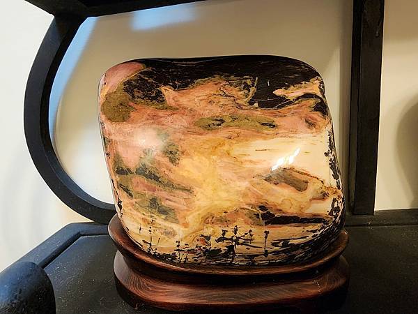 細品花蓮三日遊(九)花蓮玫瑰石精品店 細品花蓮三日遊(九)花蓮玫瑰石精品店