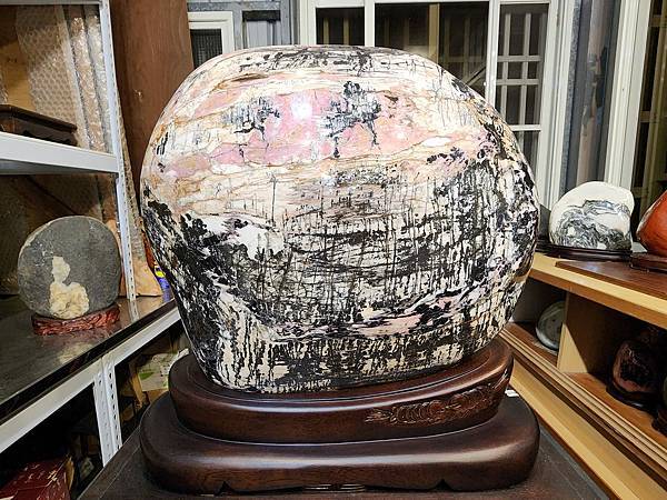 細品花蓮三日遊(九)花蓮玫瑰石精品店 細品花蓮三日遊(九)花蓮玫瑰石精品店