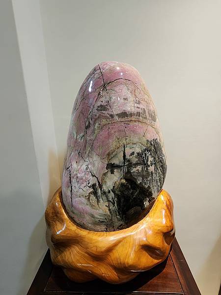 細品花蓮三日遊(九)花蓮玫瑰石精品店 細品花蓮三日遊(九)花蓮玫瑰石精品店