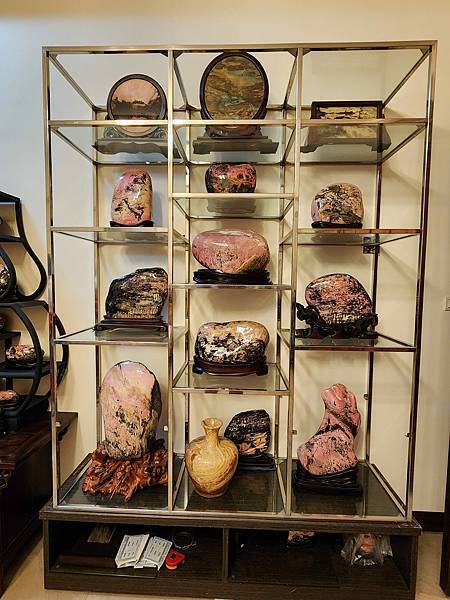 細品花蓮三日遊(九)花蓮玫瑰石精品店 細品花蓮三日遊(九)花蓮玫瑰石精品店