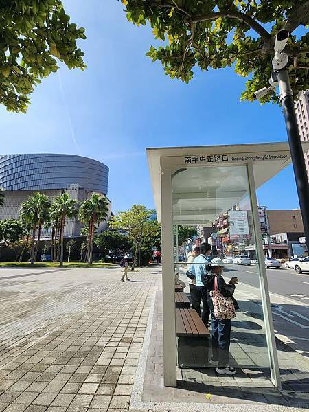 桃園市立圖書館新總館~~全台最美綠建築圖書館