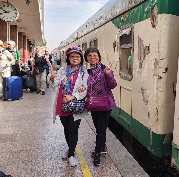 埃及尼羅河紅海遊輪12天之旅(五)體驗夜臥火車