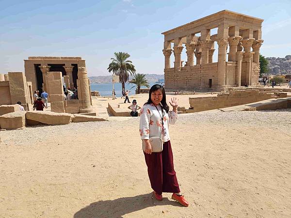 探索埃及文化12天之旅(七)伊希斯神殿