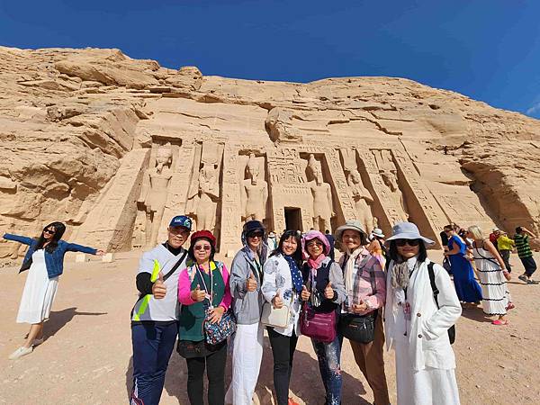 探索埃及文化12天之旅(十一)阿布辛貝雙神殿~此生最大震撼之