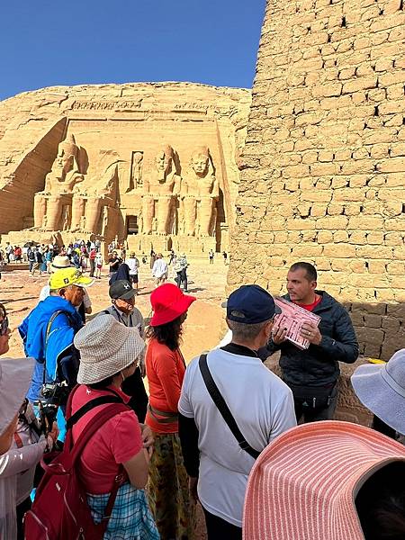 探索埃及文化12天之旅(十一)阿布辛貝雙神殿~此生最大震撼之