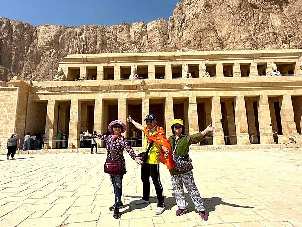 探索埃及文化12天之旅(十六)哈特薛普斯特女王神殿