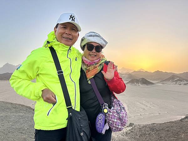 探索埃及文化12天之旅(十八)貝都因村&大沙漠