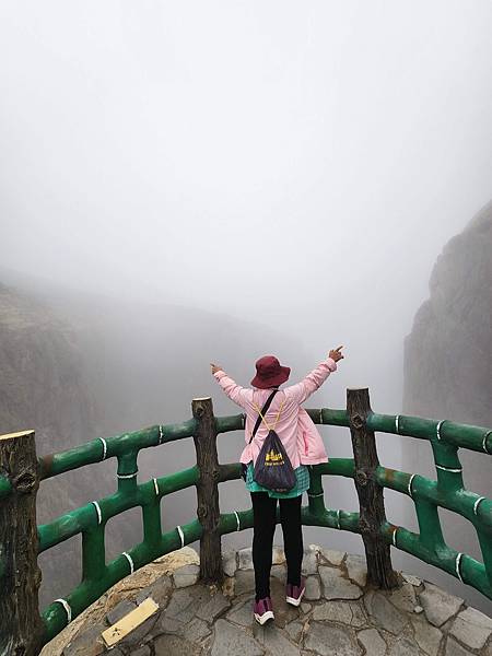 馬祖追淚跳島探秘深度旅遊(八)安東坑道&一線天天王據點