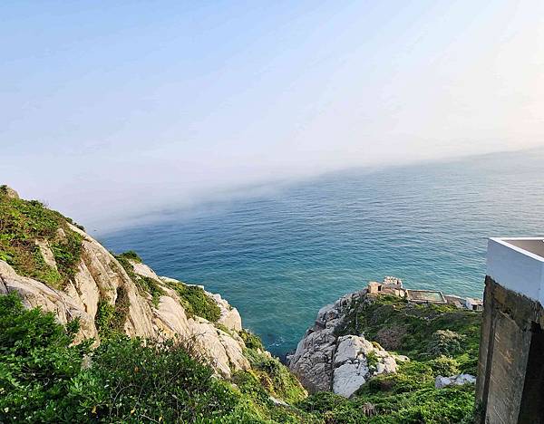 馬祖追淚跳島探秘深度旅遊(九)東引燈塔連走一線天&烈女義坑