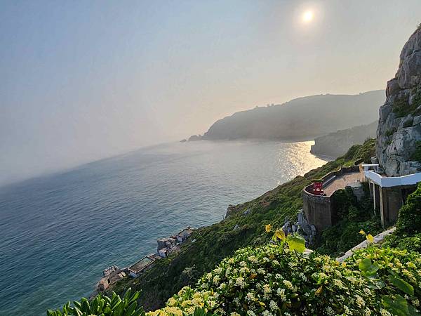 馬祖追淚跳島探秘深度旅遊(九)東引燈塔連走一線天&烈女義坑