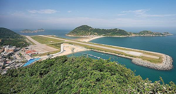 馬祖追淚跳島探秘深度旅遊(十八)北竿短坡陣地看飛機跑道