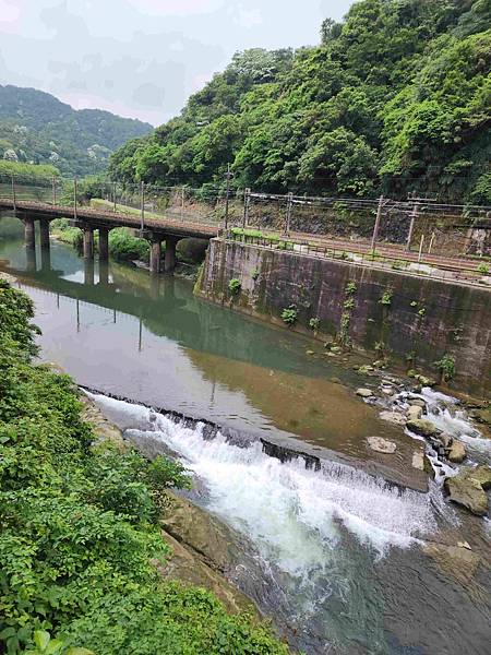 再訪三貂嶺舊隧道只為美拍隧道口倒影