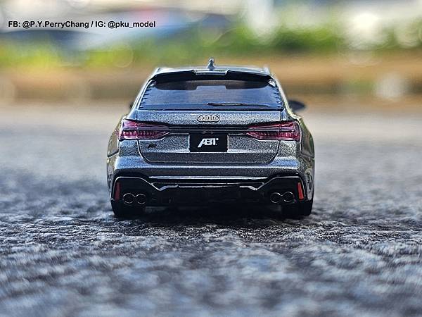 <1/64模型車開箱> MINI GT Audi ABT R