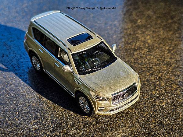 <1/64模型車開箱> 原廠OEM Infiniti QX8