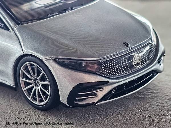 <1/64模型車開箱> MINI GT Mercedes-B