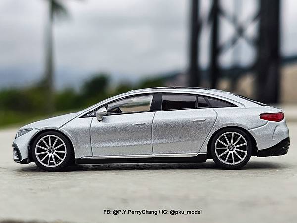 <1/64模型車開箱> MINI GT Mercedes-B