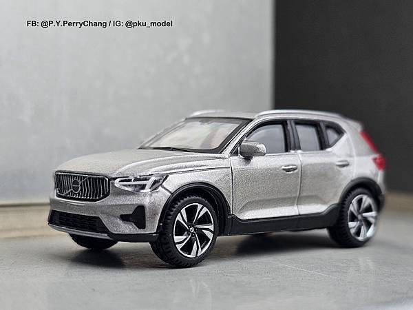 <1/64模型車開箱> Volvo Cars XC40